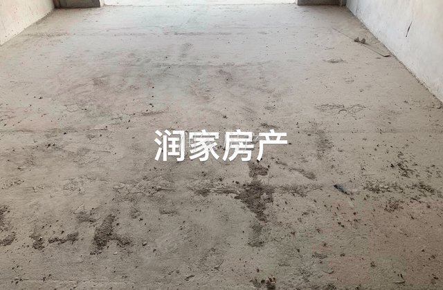 翰林苑5室2厅132㎡48.8万二手房图片