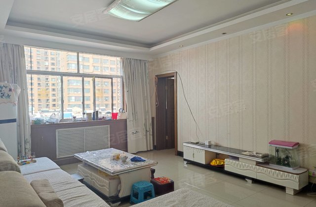 秦东小区3室1厅107㎡30万二手房图片