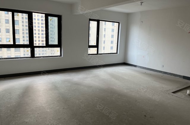 中梁瑞祥御府4室2厅152㎡342万二手房图片