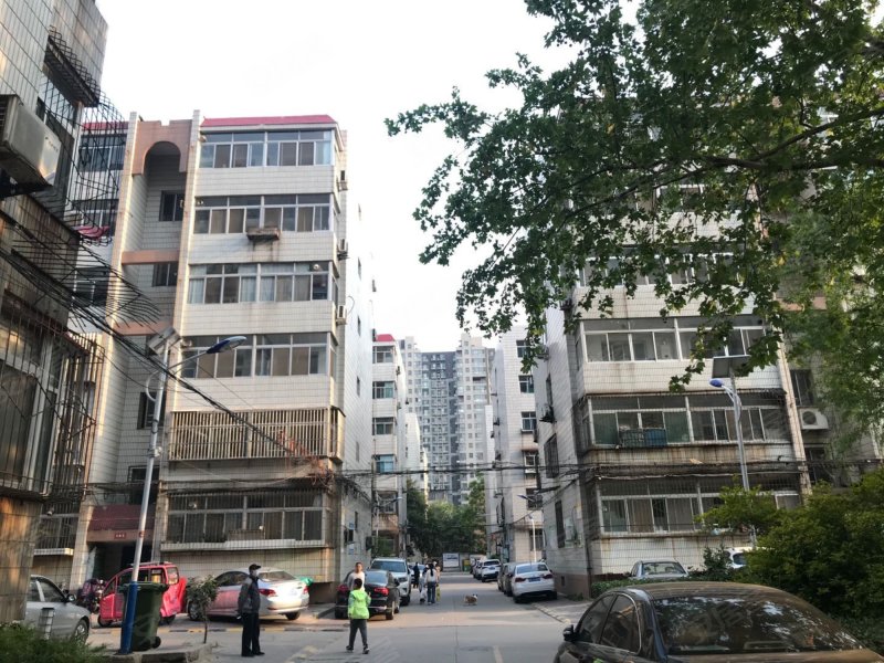 金鹏花园,裕华东路378号