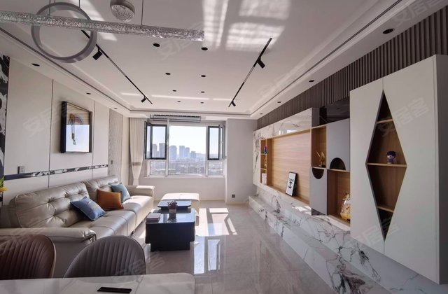 银子湖水都(三区)3室2厅118.49㎡44.6万二手房图片