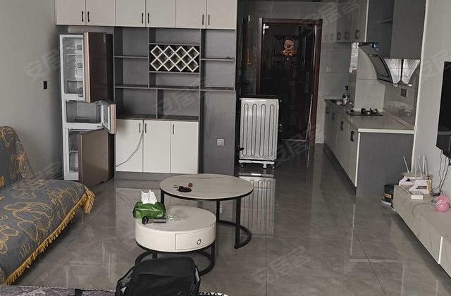 学府居1室1厅64㎡27万二手房图片