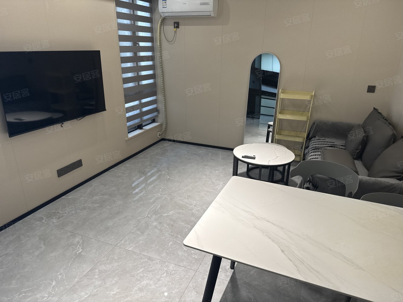 湖馨佳苑2室1厅1卫80㎡南北95万