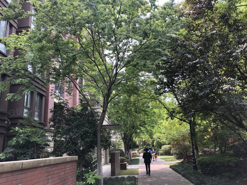 万科琥珀郡园(公寓住宅)