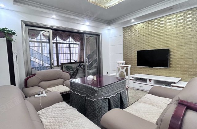 神龙中央华府3室2厅127㎡49.8万二手房图片