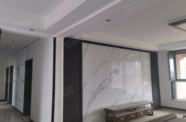 御景东方城4室2厅165㎡135万二手房图片