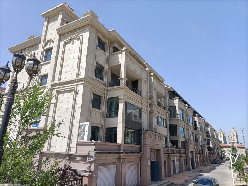 白金翰宫(别墅),沂河路96号
