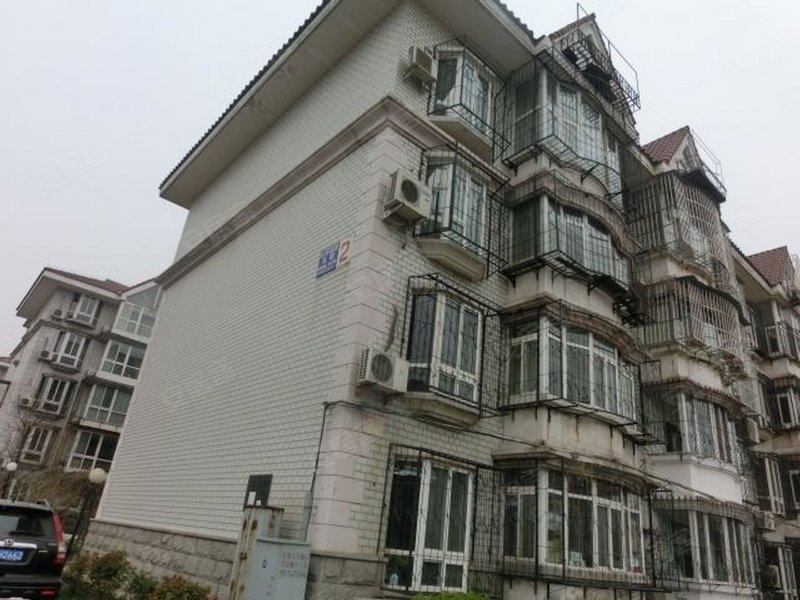 红顶花园(别墅)