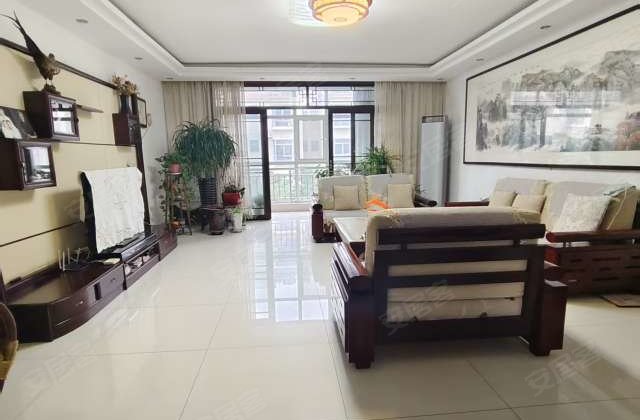 高地世纪城3室2厅174.73㎡110万二手房图片