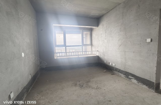 紫棠花园3室2厅134㎡67万二手房图片