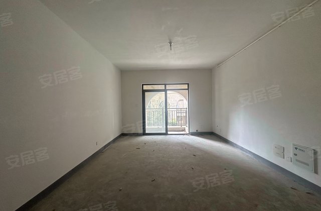 中交南山美庐3室2厅138㎡176万二手房图片