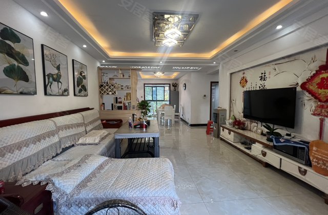 悦江山4室2厅137.5㎡66.8万二手房图片