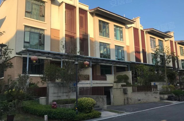 雅居乐小院流溪别墅