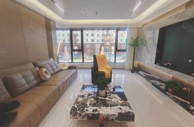 星河凤朝鸣庭3室2厅128㎡98.8万二手房图片