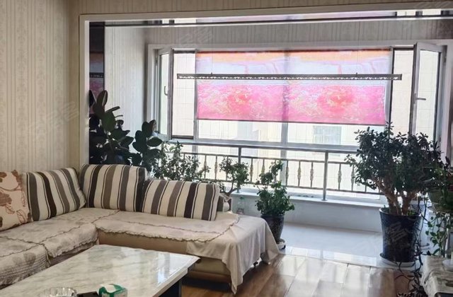 东方明珠3室2厅107㎡34.8万二手房图片