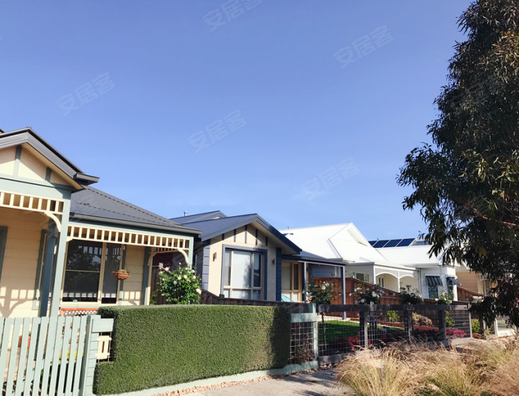 澳大利亚维多利亚州墨尔本约¥288万开发商直售,墨尔本诺曼胡别墅新房独栋别墅图片