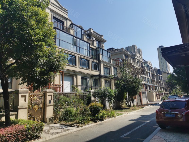 绿地香奈(别墅)