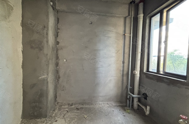 华章学府香颂3室2厅118㎡54.2万二手房图片