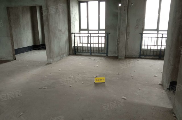 江之南苑4室2厅149㎡126万二手房图片
