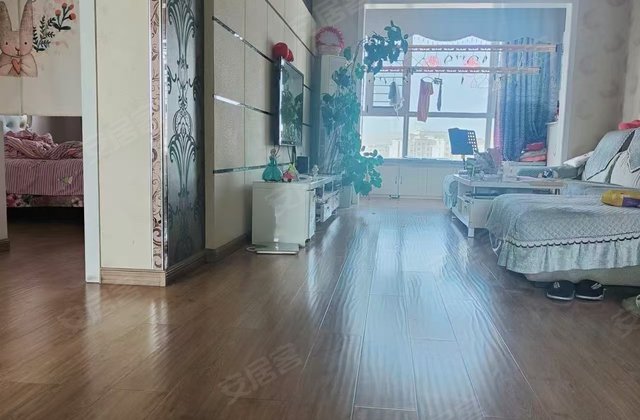 安居苑3室1厅115㎡76.8万二手房图片