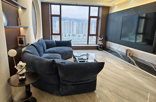 桂名西苑3室1厅157㎡105.8万二手房图片