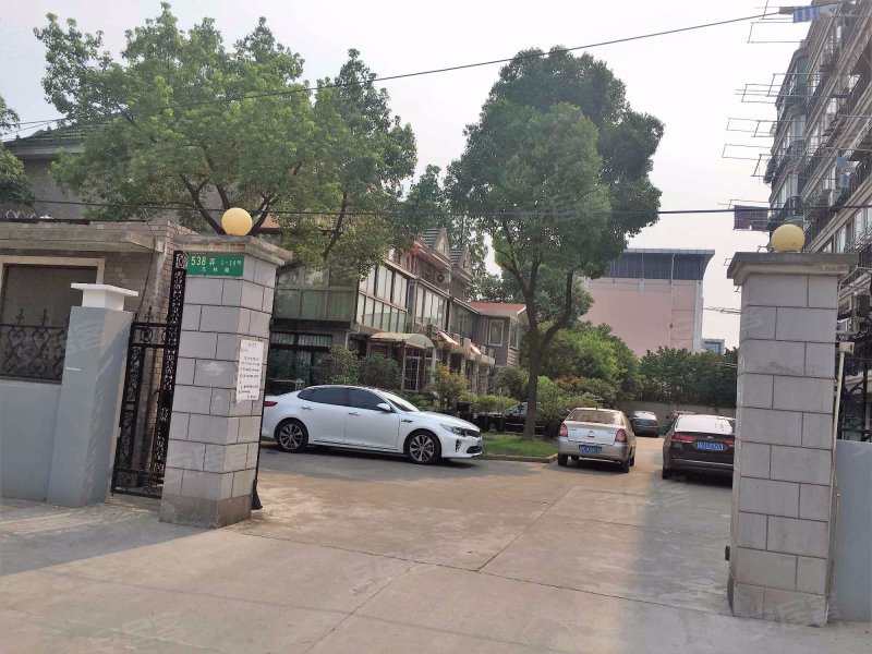 东林路538弄小区 