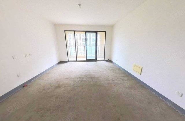 荣盛华府4室2厅192㎡199万二手房图片