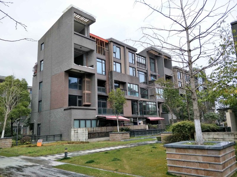 风荷丽景尚城(东区公寓住宅)