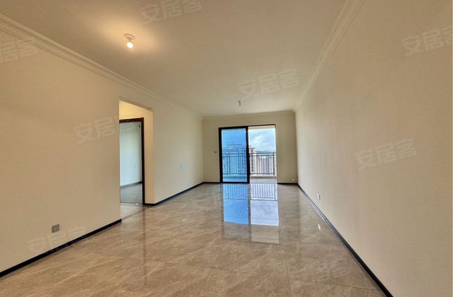 碧桂园天钻3室2厅113㎡66.5万二手房图片