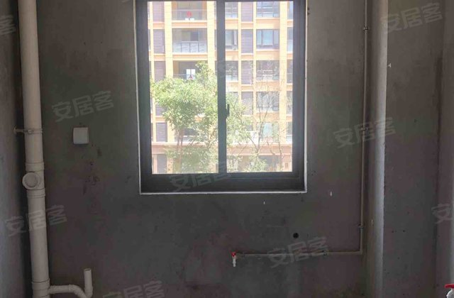 文鼎苑4室2厅129.57㎡260万二手房图片