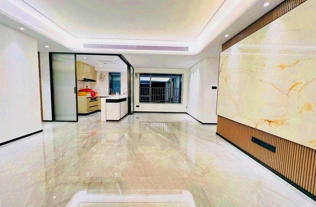 越秀天河和樾府4室2厅125㎡639.4万二手房图片