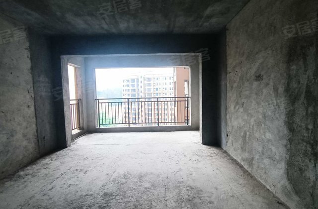 玫瑰园4室2厅140㎡92.8万二手房图片