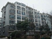 开发区!盛世华府电梯顶楼带阁楼!独立阁楼!采光很好!