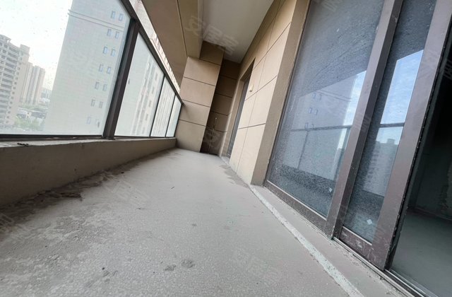 金泰御澜湾4室2厅128㎡94.8万二手房图片