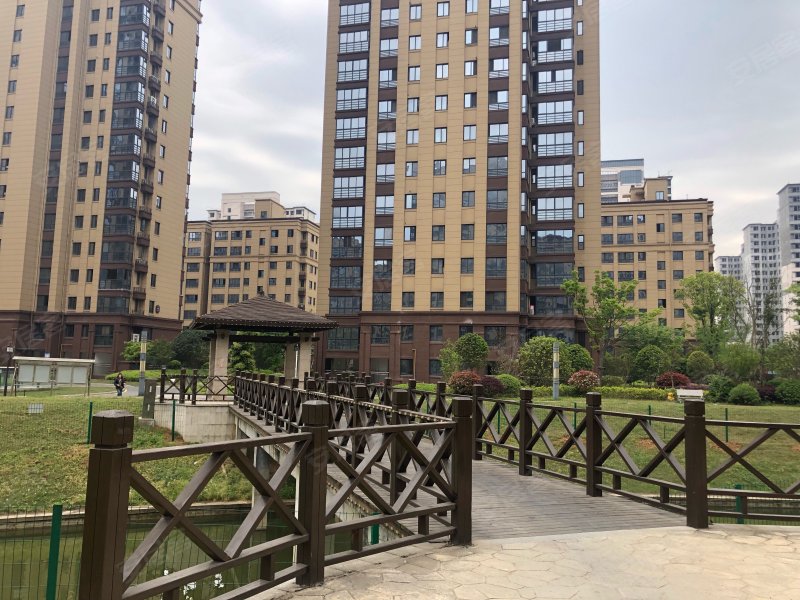 众发阳光水岸