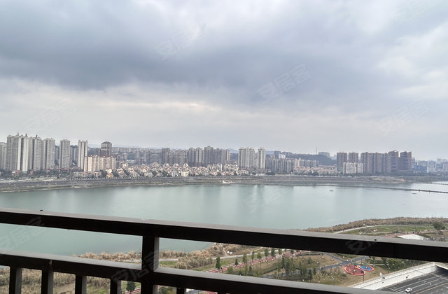 恒大中航城(二期)3室2厅106㎡62.5万二手房图片