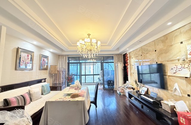 山水国际(二期)3室2厅140㎡67万二手房图片