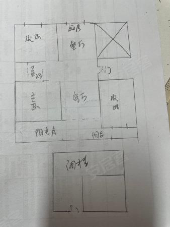 天宝花园3室2厅2卫120㎡南北88万