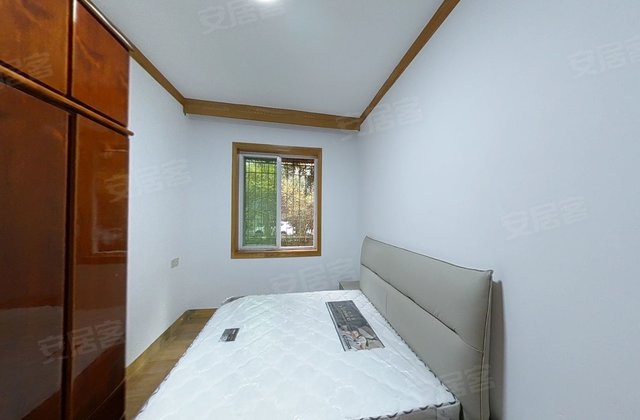 松树坪一区3室2厅99㎡26.8万二手房图片