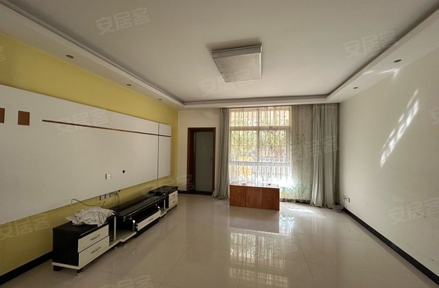 芒市花园4室2厅161㎡96万二手房图片