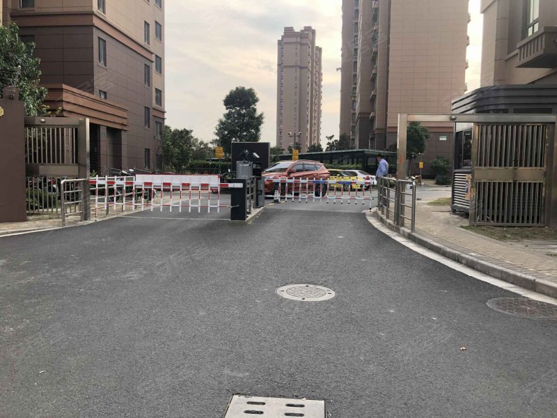 练祁佳城嘉盛园(二期) 