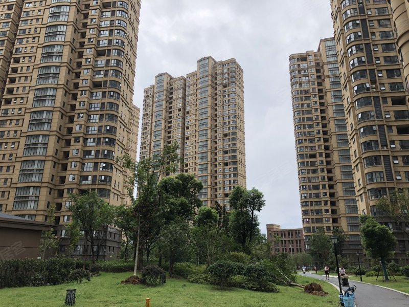 百商玉兰公馆(百商悦澜山)