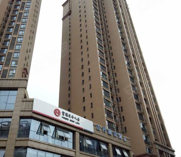 买房子送车位咯   近医院 房龄新 商品住宅