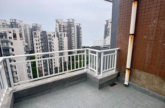 龙族海景3室2厅135㎡45万二手房图片