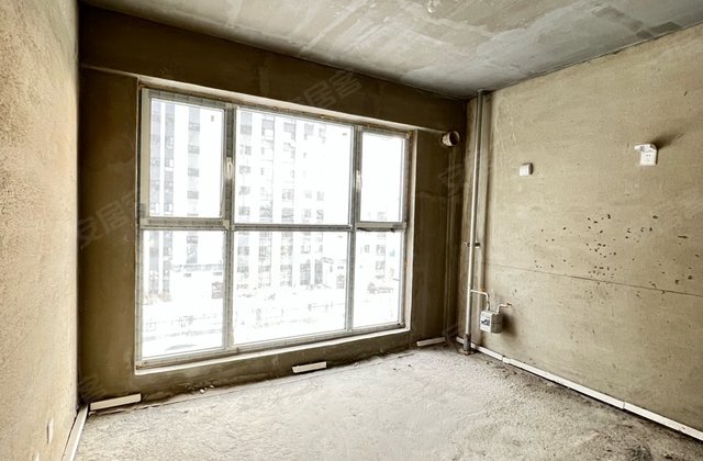 6万5216元/㎡宗裕城b区 带电梯 精装可拎包入住 温泉入户 朝南1室1厅1