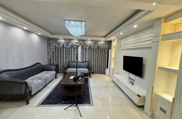 清华苑4室2厅135㎡43.8万二手房图片