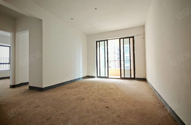 恒大御景半岛3室2厅108㎡56.8万二手房图片