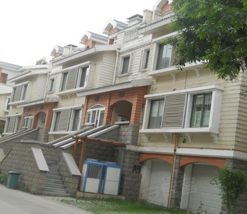 湖滨花园(曲江)  环境优美 南北通透 近地铁