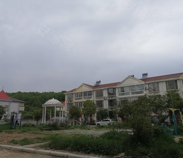 宝石山庄