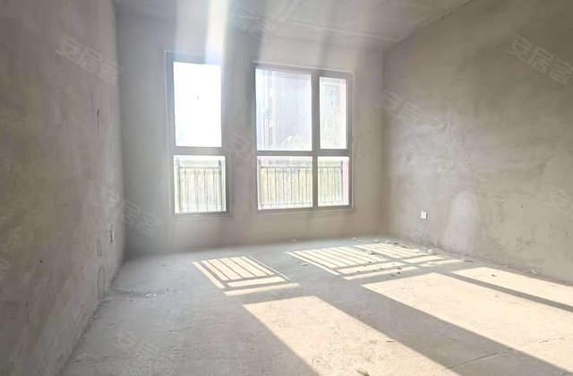 玖号院4室2厅158㎡78万二手房图片